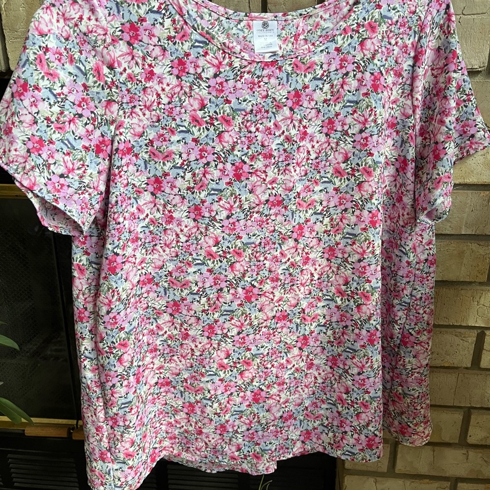 Blouse by Cozy Rozy floral print size M